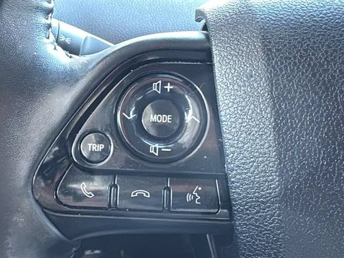 Used 2021 Toyota Prius Prime XLE FWD image 13