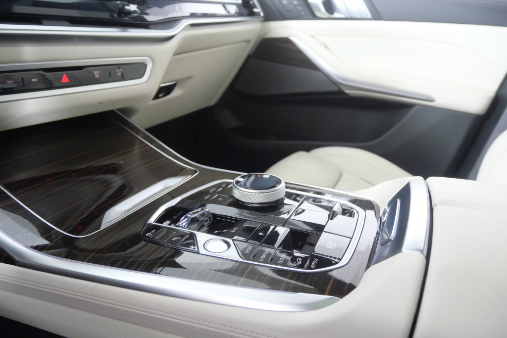 Certified 2026 BMW X7 xDrive40i AWD/4WD image 27