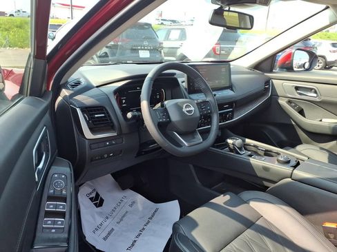 Used 2026 Nissan Rogue Platinum w/ Platinum Premium Package AWD/4WD image 6