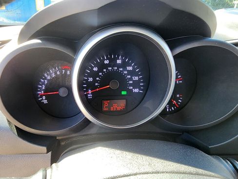 Used 2012 Kia Soul + FWD image 19