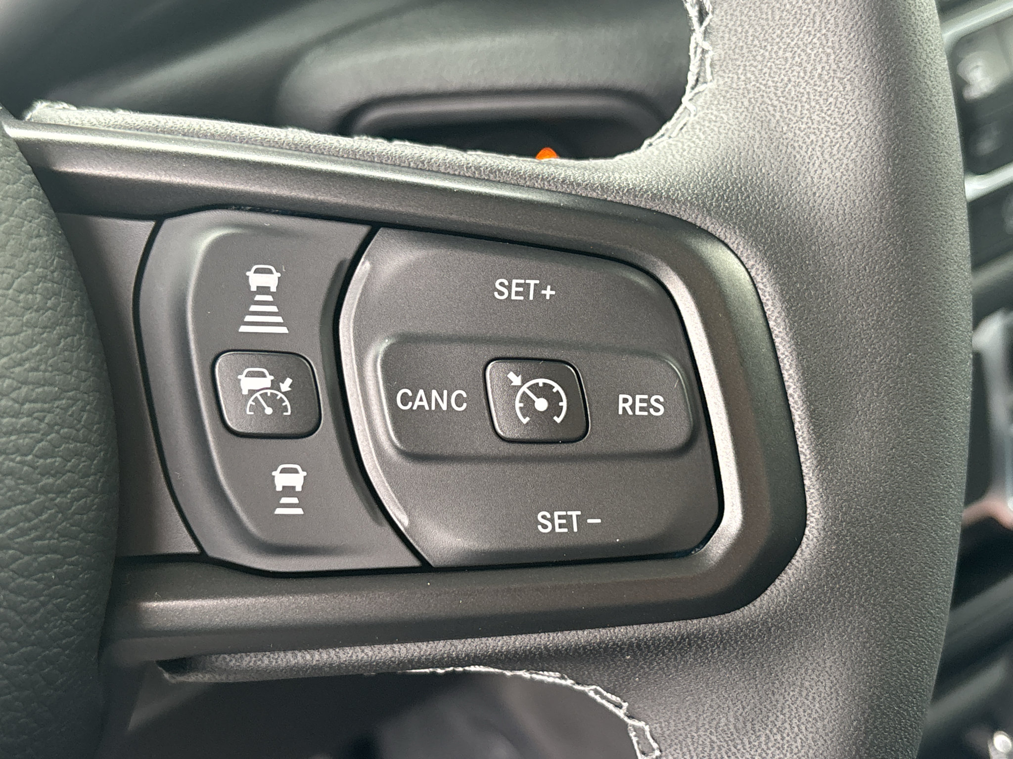 New 2027 Jeep Gladiator Sport AWD/4WD image 12