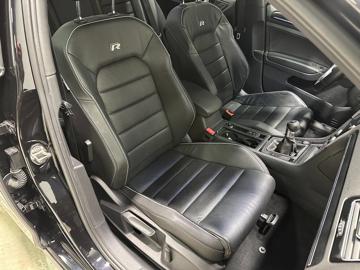 Used 2018 Volkswagen Golf 4-Door AWD/4WD image 11