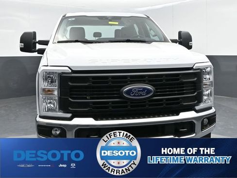 New 2025 Ford F250 XL w/ XL Chrome Package image 3