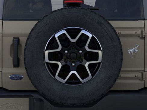 New 2026 Ford Bronco Outer Banks AWD/4WD image 24