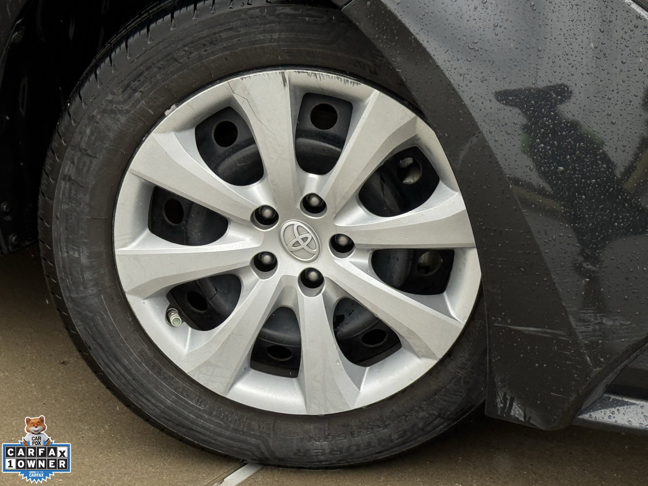 Used 2020 Toyota Corolla LE FWD image 30