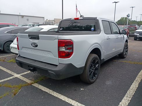 Used 2025 Ford Maverick Lariat w/ Black Appearance Package AWD/4WD image 4