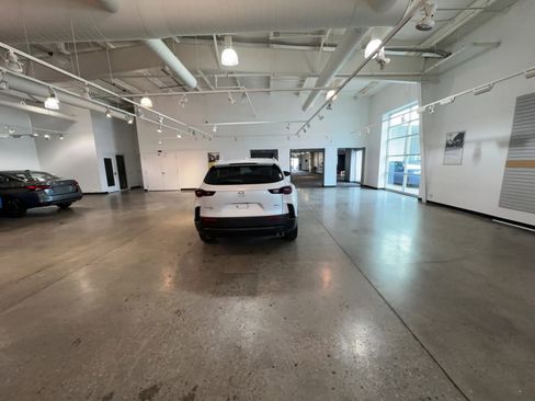 Used 2025 MAZDA CX-50 2.5 Hybrid w/ Premium Plus Pkg image 16