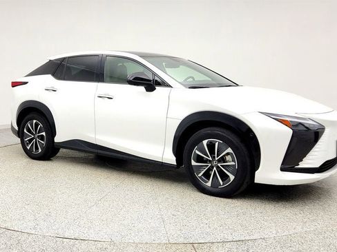 Used 2024 Lexus RZ 450e Premium w/ Technology Package image 3