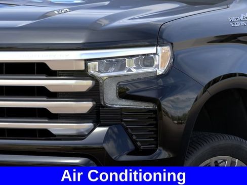 New 2026 Chevrolet Silverado 1500 High Country AWD/4WD image 11