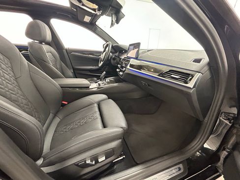 Used 2023 BMW 540i xDrive w/ Premium Package AWD/4WD image 40