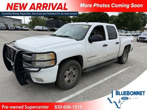 Used 2007 Chevrolet Silverado 1500 LT w/ Towing Package image 1
