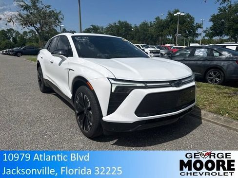 Used 2024 Chevrolet Blazer EV RS RWD image 1