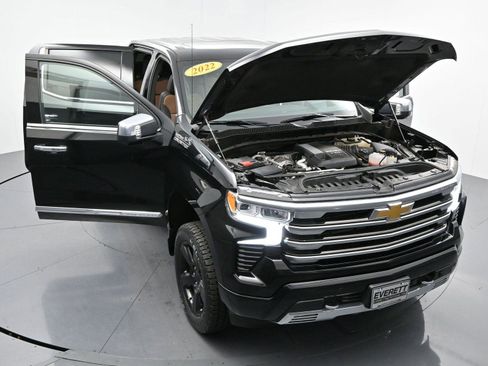 Used 2023 Chevrolet Silverado 1500 High Country w/ High Country Premium Package AWD/4WD image 41