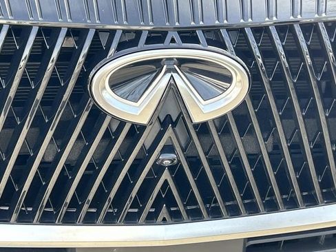 Certified 2025 INFINITI QX80 Sensory image 11