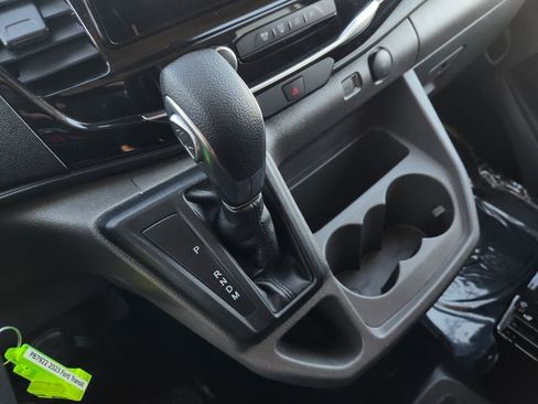 Used 2023 Ford Transit 350 XLT image 21