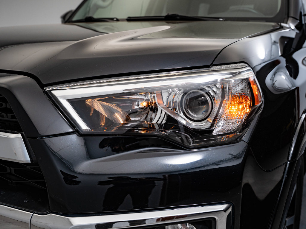 Used 2019 Toyota 4Runner Limited AWD/4WD image 15