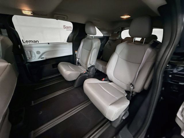 Used 2025 Toyota Sienna XLE w/ XLE Plus Package AWD/4WD image 25