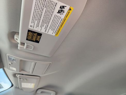 New 2025 Ford Maverick XLT w/ XLT Luxury Package image 25