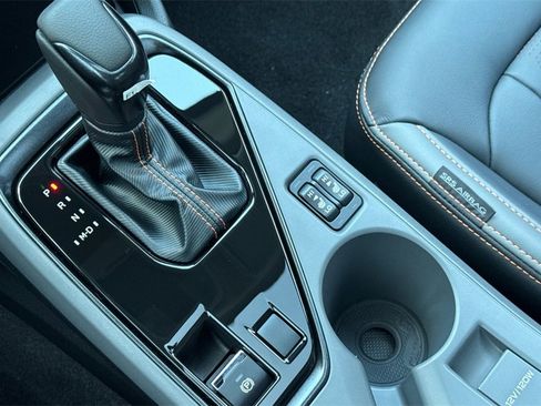 New 2025 Subaru Crosstrek 2.5i Limited w/ Crosstrek Mirror Package image 26