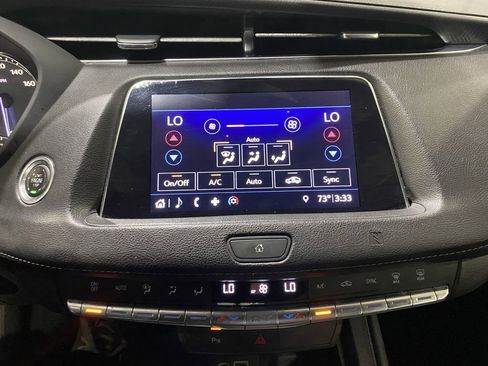 Used 2019 Cadillac XT4 Premium Luxury FWD image 7