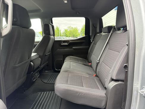 Used 2026 Chevrolet Silverado 1500 LT AWD/4WD image 30