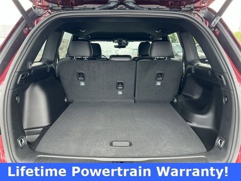 New 2025 Jeep Grand Cherokee Altitude image 24