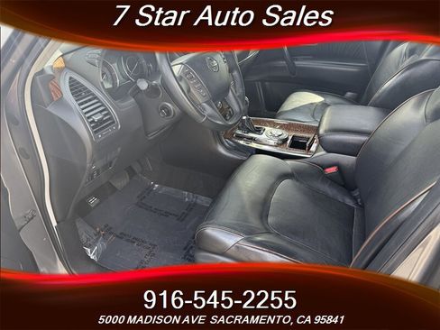 Used 2018 Nissan Armada SL w/ Moonroof Package image 8