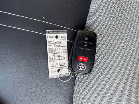 Used 2024 Toyota Corolla XSE FWD image 29