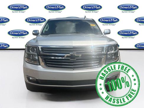 Used 2018 Chevrolet Suburban Premier RWD image 2