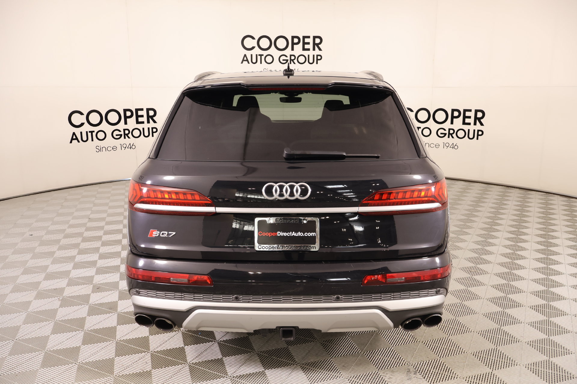 Used 2021 Audi SQ7 Premium Plus w/ Driver Assistance Package AWD/4WD image 24