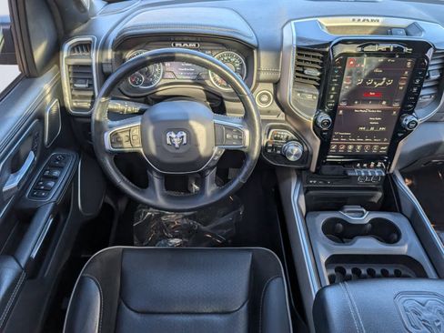 Used 2019 RAM 1500 Laramie image 16