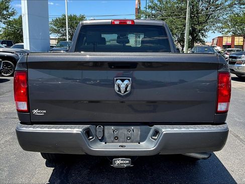 Used 2019 RAM 1500 Express RWD image 5