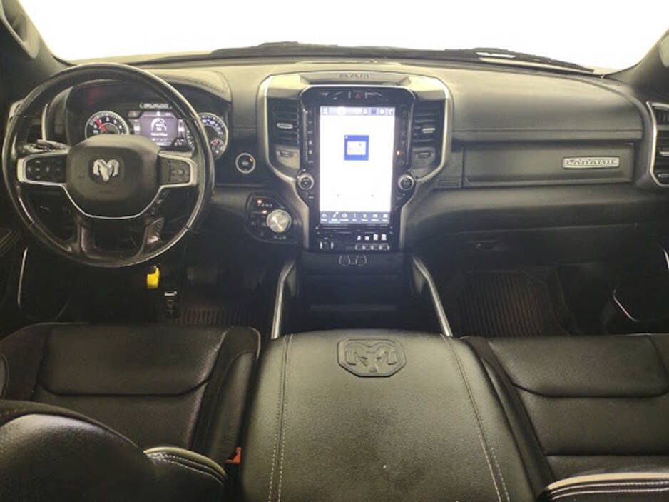 Used 2023 RAM 1500 Laramie AWD/4WD image 15