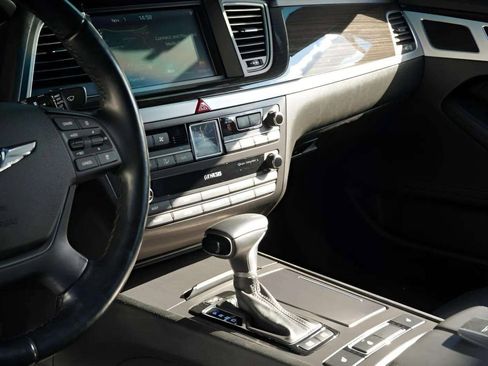 Used 2019 Genesis G80 3.8 image 64