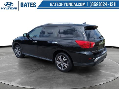 Used 2020 Nissan Pathfinder SL AWD/4WD image 7