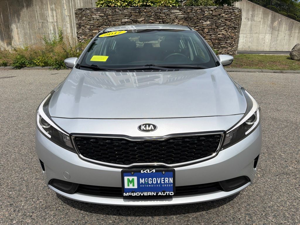 Used 2017 Kia Forte LX FWD image 9