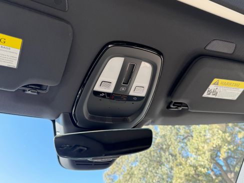 New 2026 Volvo XC90 B6 Core image 15