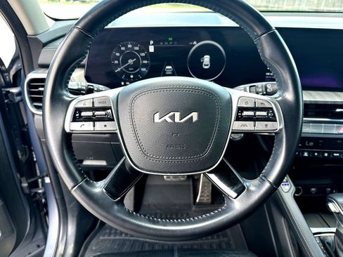 Used 2024 Kia Telluride SX FWD image 13