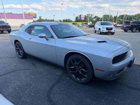 Used 2023 Dodge Challenger SXT w/ Blacktop Package RWD image 5