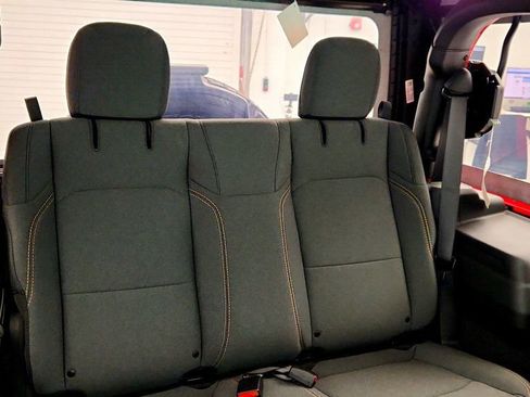 Used 2025 Jeep Wrangler Sport image 22