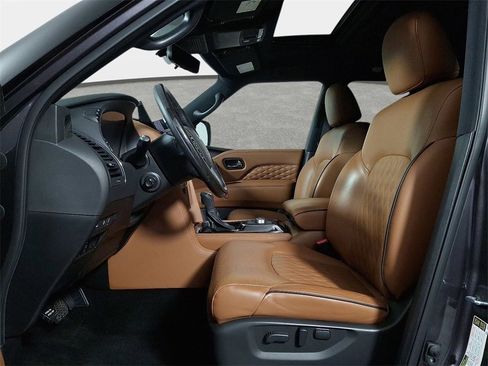 Certified 2024 INFINITI QX80 Sensory w/ All-Season Package image 15