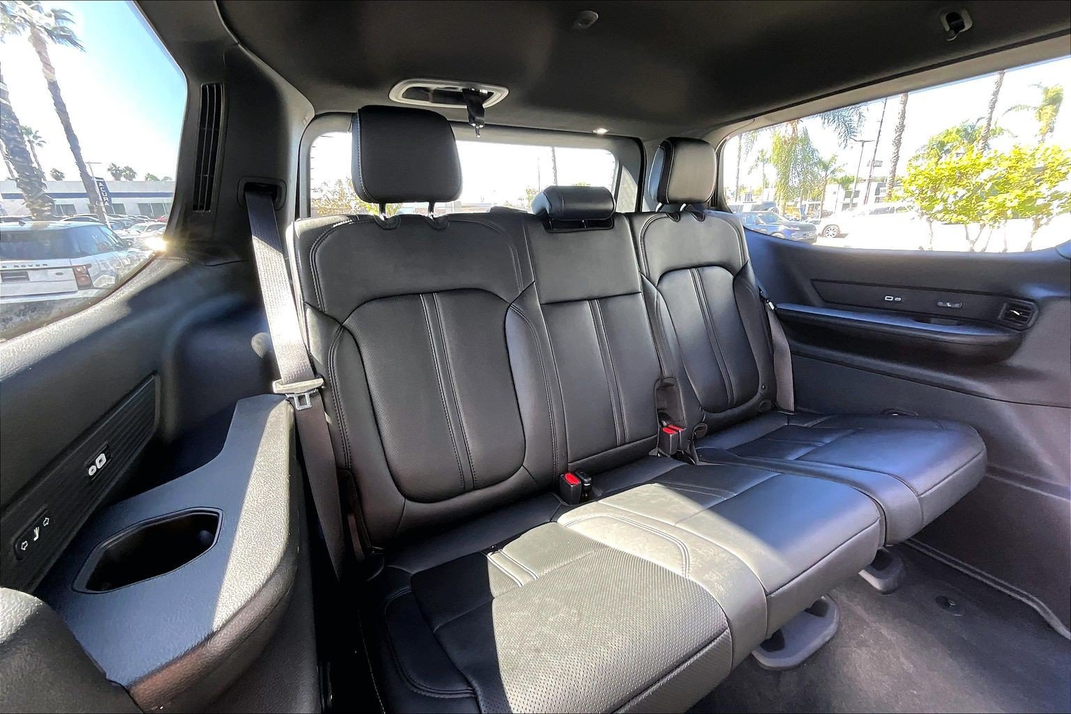 Used 2026 Jeep Grand Wagoneer Limited AWD/4WD image 26