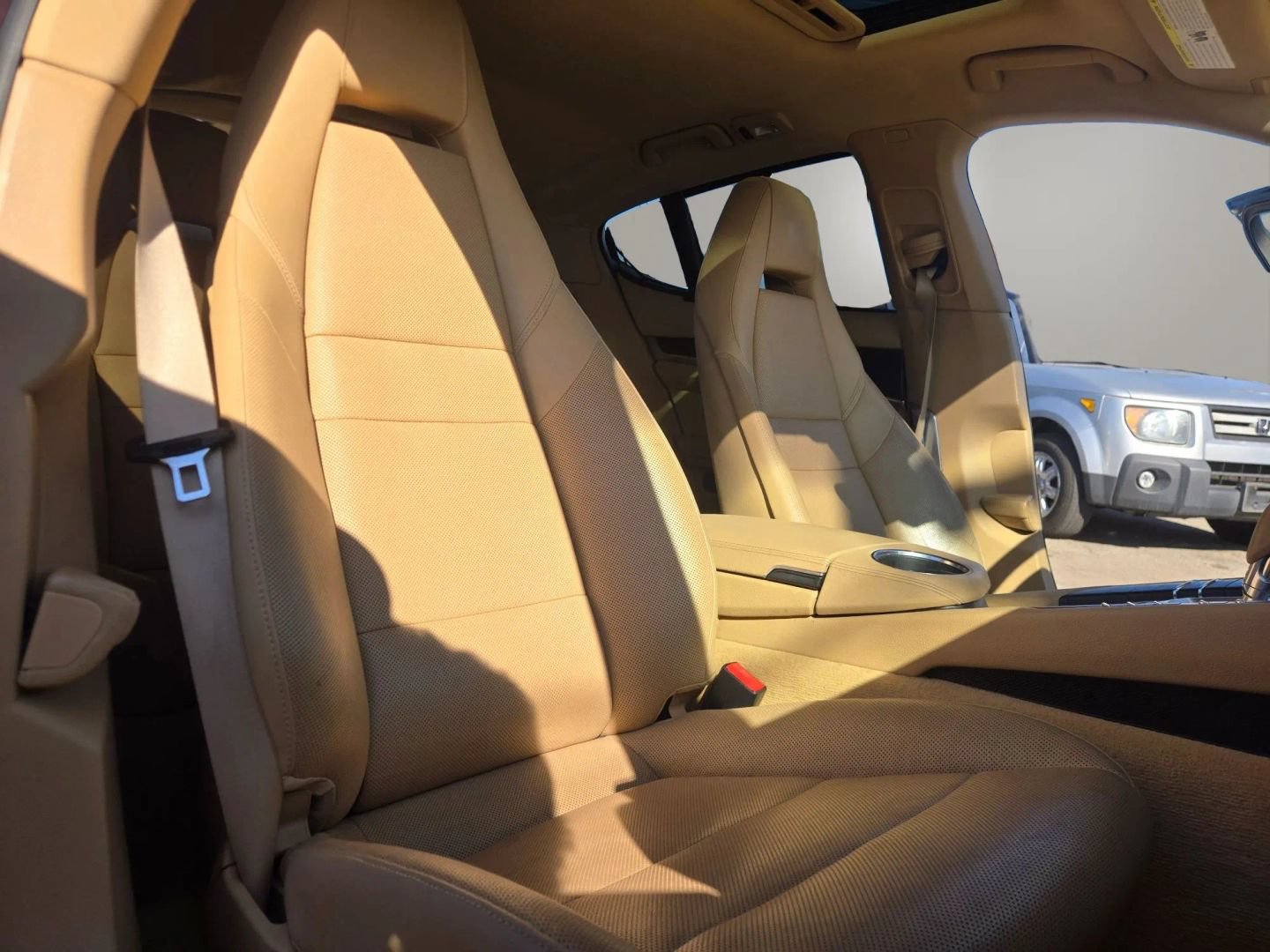 Used 2011 Porsche Panamera image 15