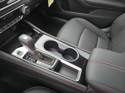 New 2025 Nissan Altima 2.5 SR w/ SR Premium Package image 24