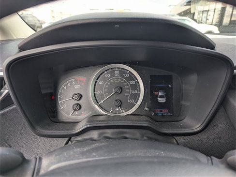 Used 2022 Toyota Corolla LE image 19