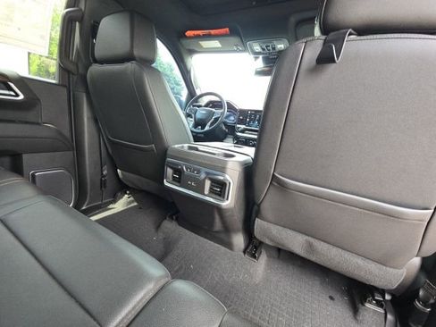 Used 2022 Chevrolet Silverado 1500 High Country w/ High Country Premium Package AWD/4WD image 16