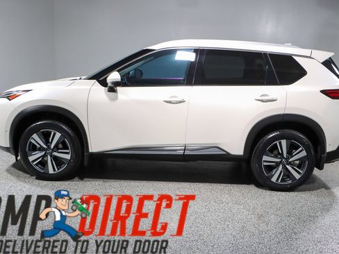 Used 2023 Nissan Rogue Platinum w/ Platinum Premium Package image 10