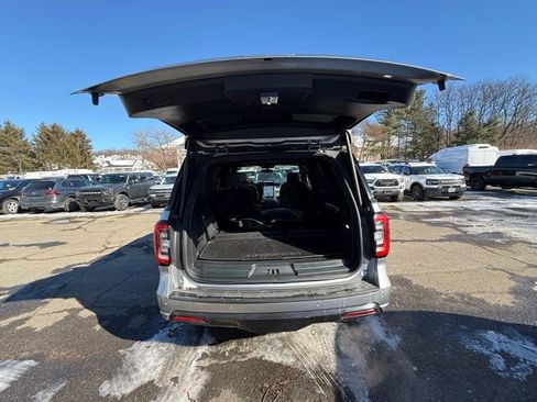 Used 2023 Ford Expedition Platinum image 7