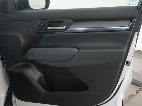 Used 2026 GMC Terrain AT4 w/ LPO, Floor Liner Package image 12