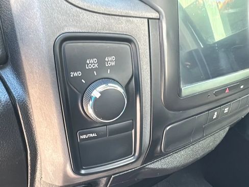Used 2015 RAM 1500 Tradesman w/ Popular Equipment Group AWD/4WD image 18
